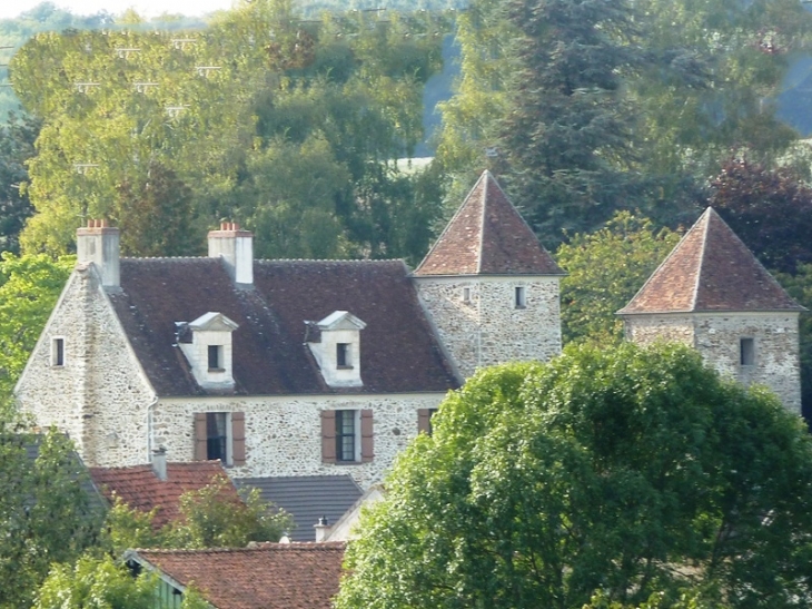 Maisons du village - Bézu-le-Guéry