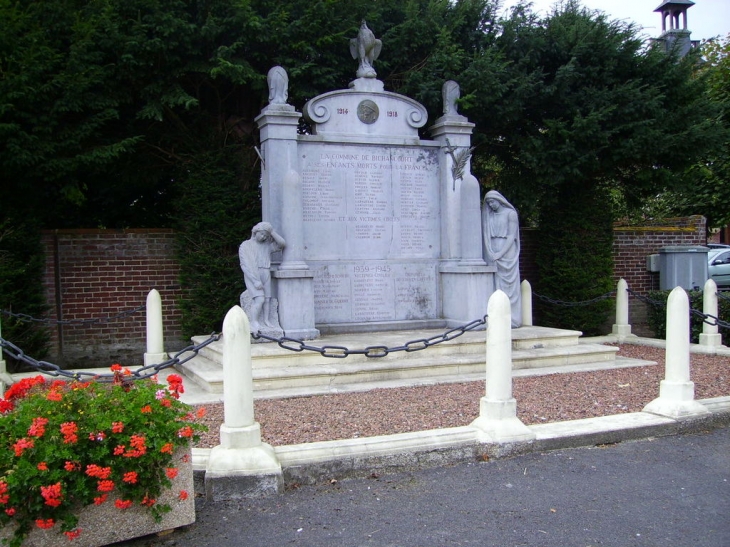 Monument aux morts - Bichancourt