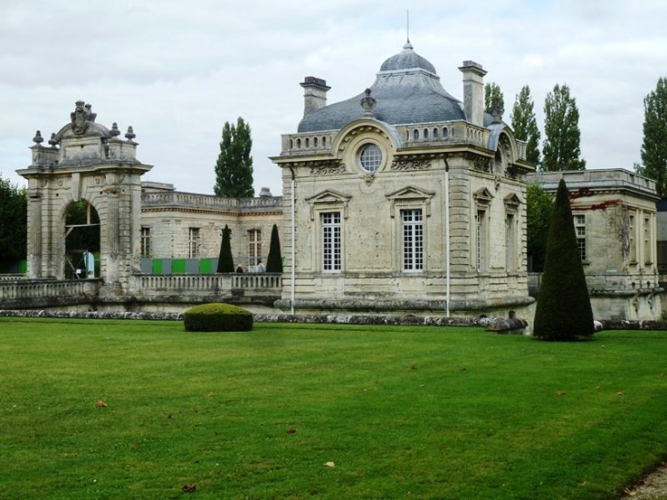 Le château - Blérancourt