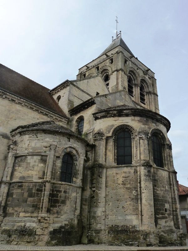 Le chevet de l'église - Bruyères-et-Montbérault