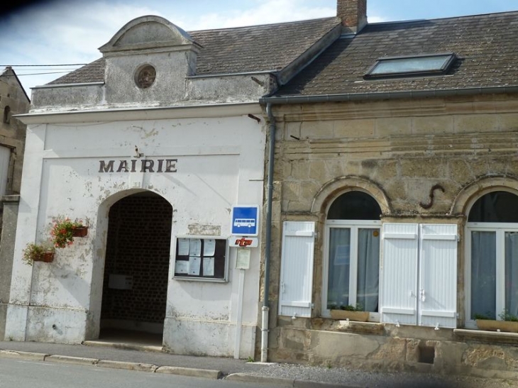 La mairie - Bucy-lès-Cerny