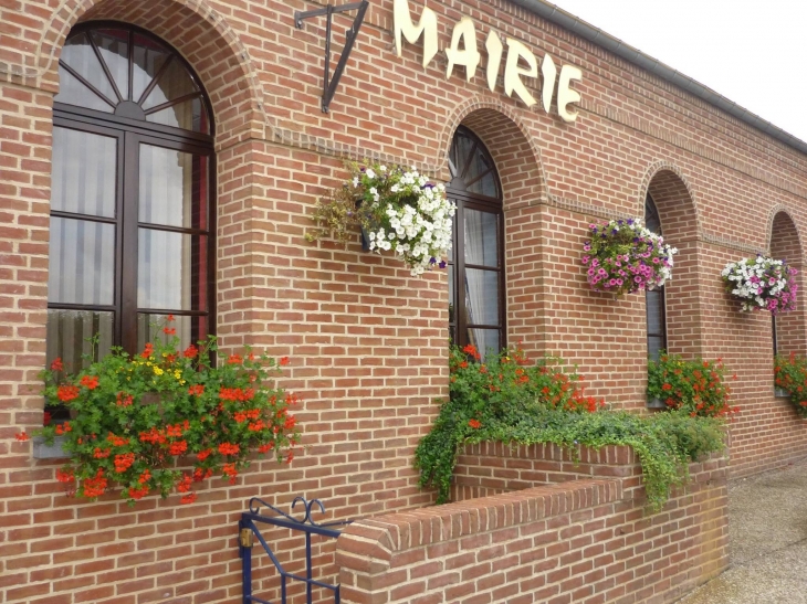 Mairie fleurie de Buire