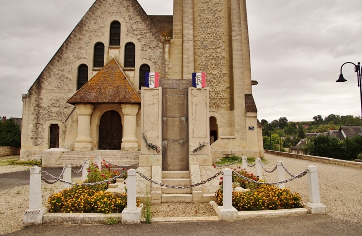 Monument-aux-Morts - Chavignon