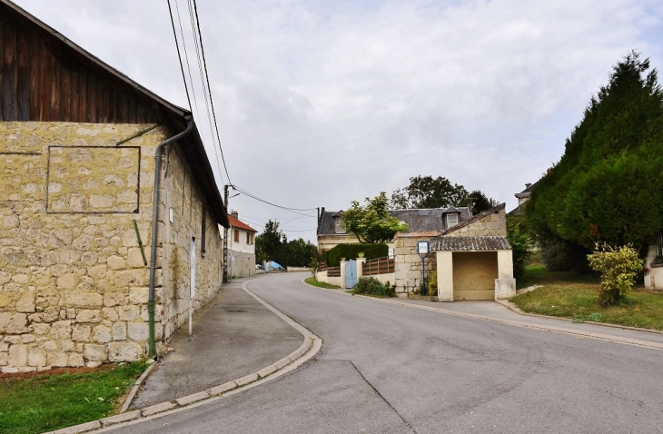 Le Village - Chavigny