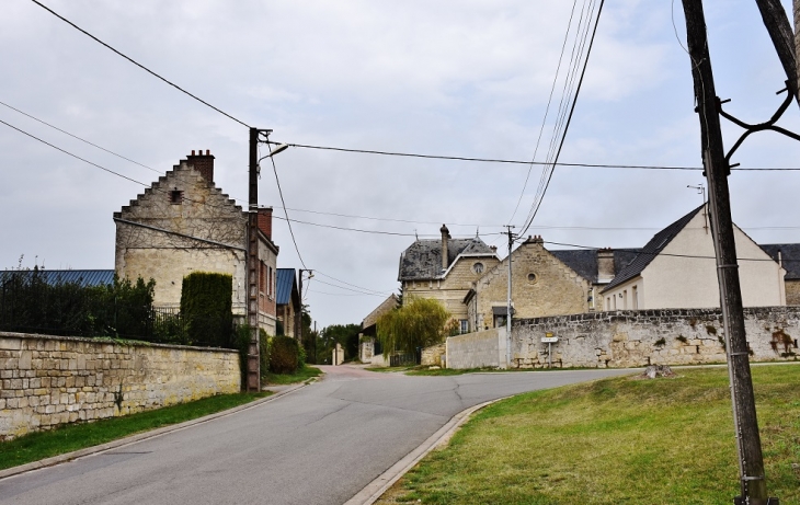 Le Village - Chavigny