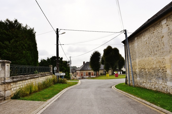 Le Village - Chavigny