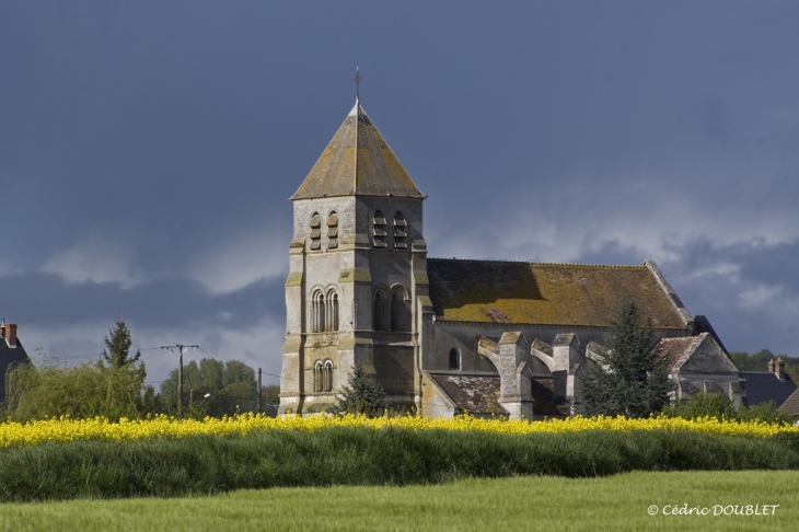 Eglise de Crandelain en venant de Malval - Colligis-Crandelain