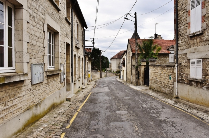 Le Village - Condé-sur-Aisne