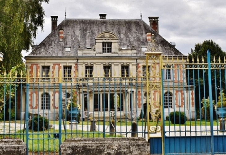 Le Château - Condé-sur-Aisne