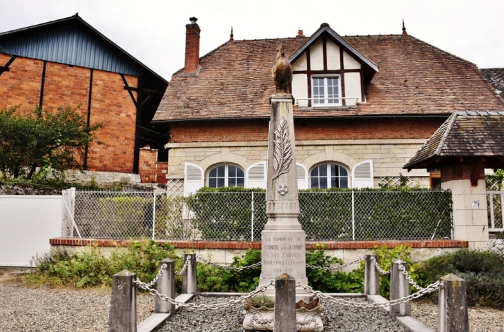 Monument-aux-Morts - Condé-sur-Aisne