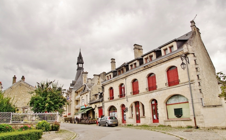 La Commune - Coucy-le-Château-Auffrique