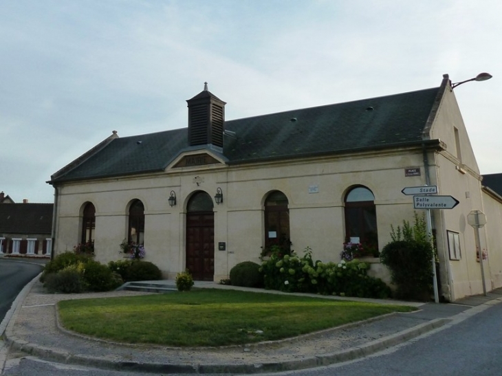La mairie - Coucy-lès-Eppes