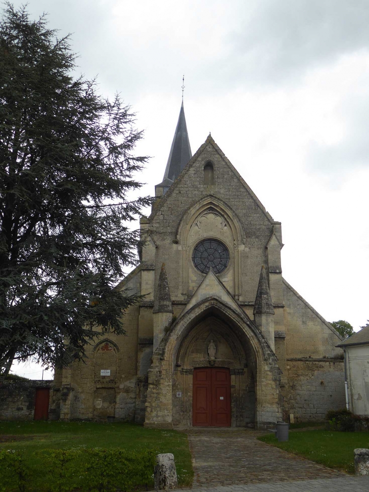 L'église Saint Pierre - Crépy