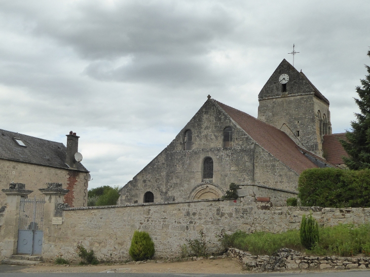 L'église - Dhuizel