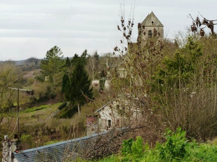 Vue sur le clocher - Droizy