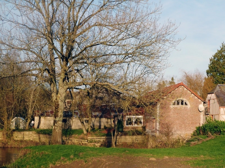 Vue sur le village - Erloy