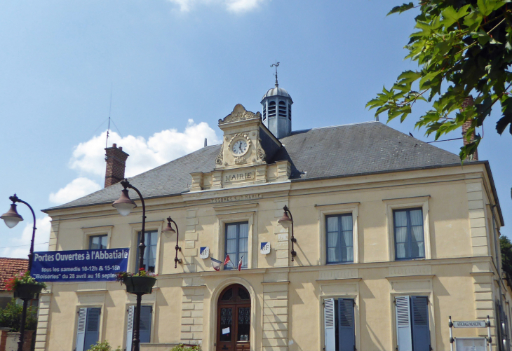 La mairie - Essômes-sur-Marne