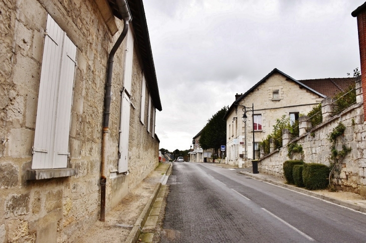 Le Village - Fontenoy