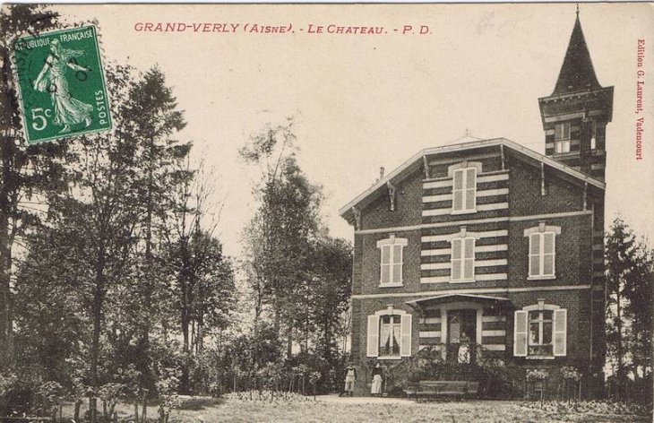 Le Chateau qui deviendra Mairie - Grand-Verly