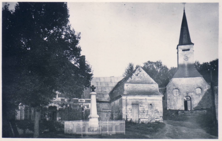 EGLISE DE HOUSSET