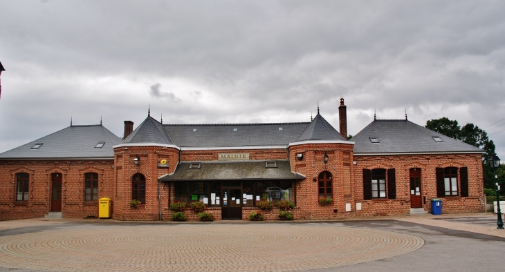 La Mairie - La Capelle