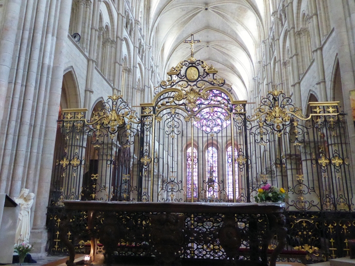 Dans la cathédrale - Laon