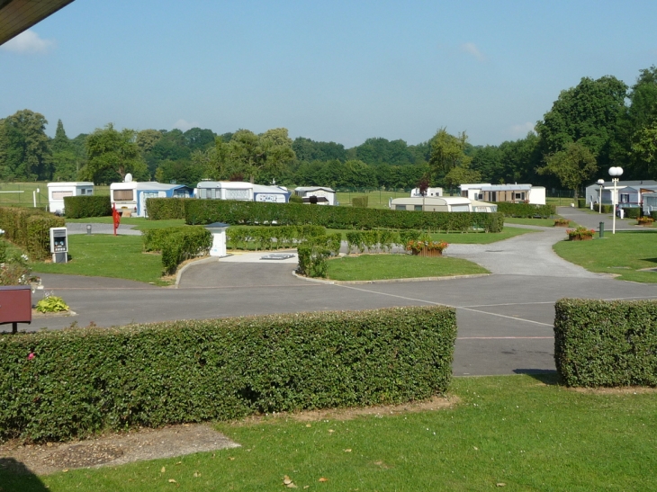 Vue du camping municipal - Le Nouvion-en-Thiérache