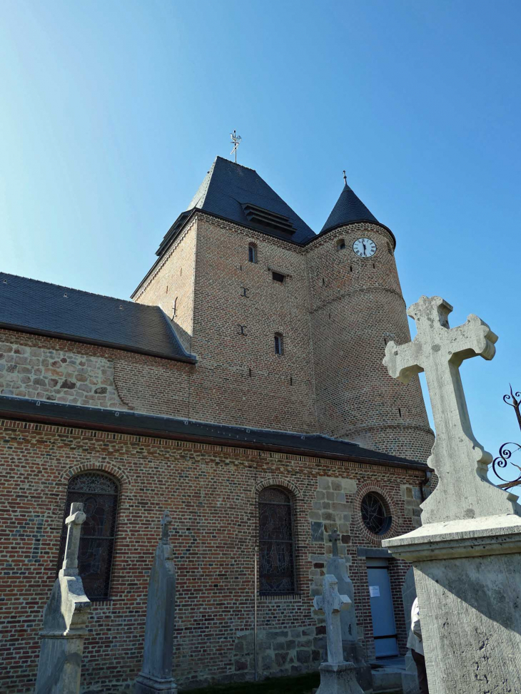 L'église restaurée après l'incendie de 2014 - Lerzy