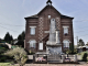 Photo suivante de Levergies Monument-aux-Morts