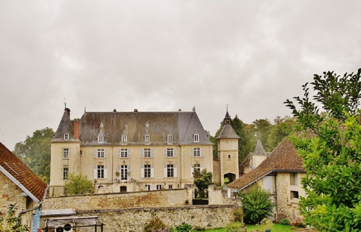 Le Château - Lizy