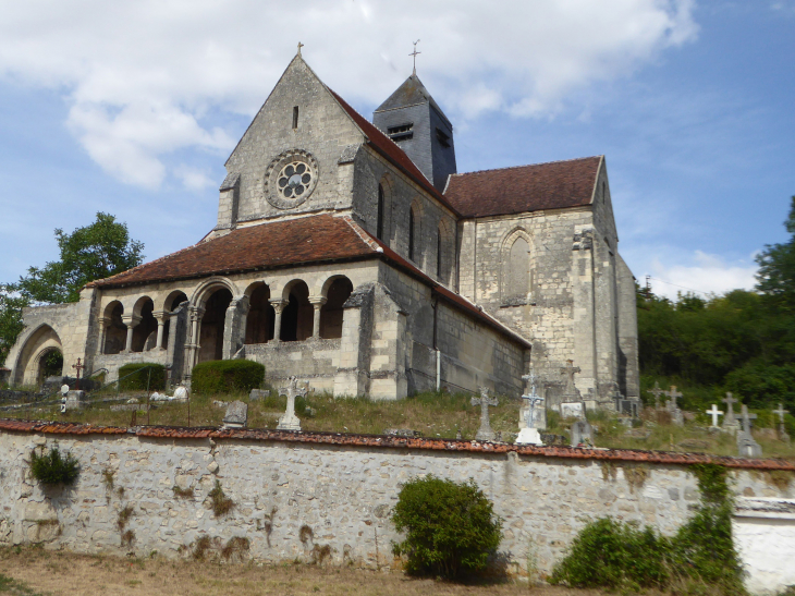 L'église - Mareuil-en-Dôle