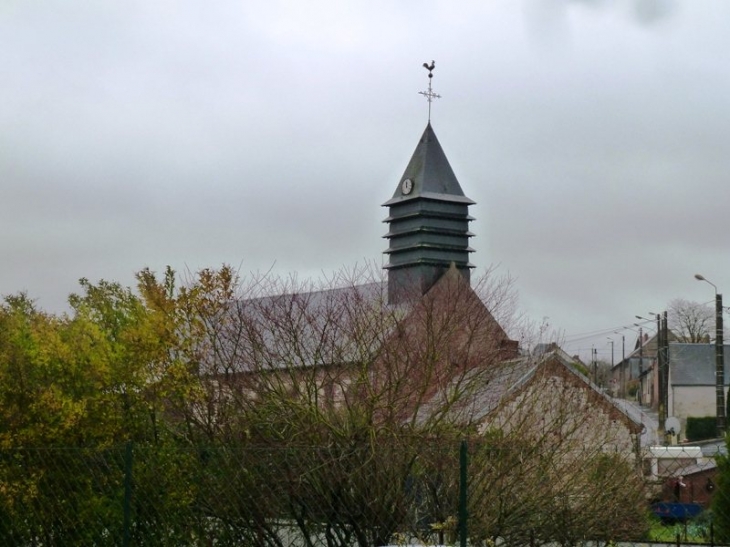 Vue sur l'église - Monceau-le-Neuf-et-Faucouzy