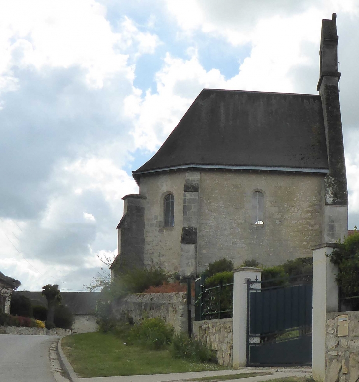 L'église raccourcie - Mont-Saint-Martin