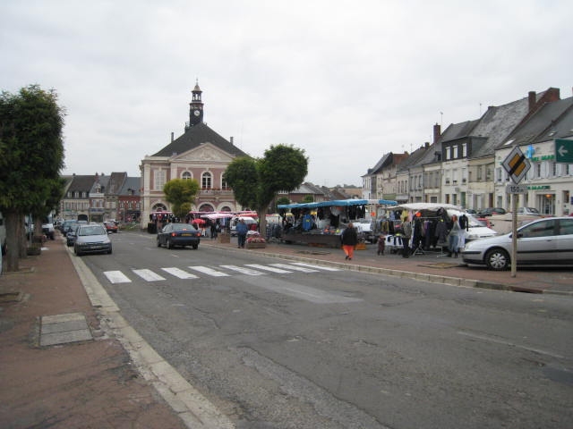 Un jour de marché à Montcornet (02340)