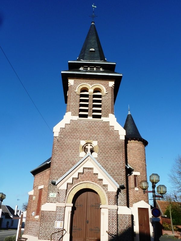 L'entrée de l'église - Morcourt