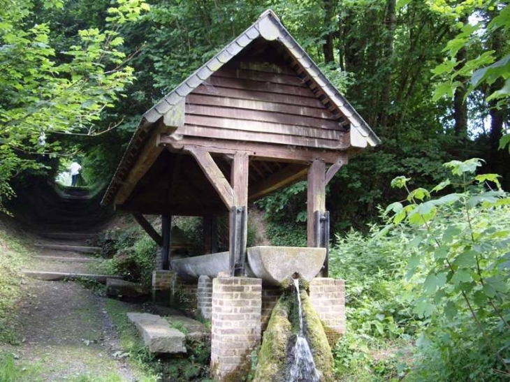 Fontaine - Morgny-en-Thiérache