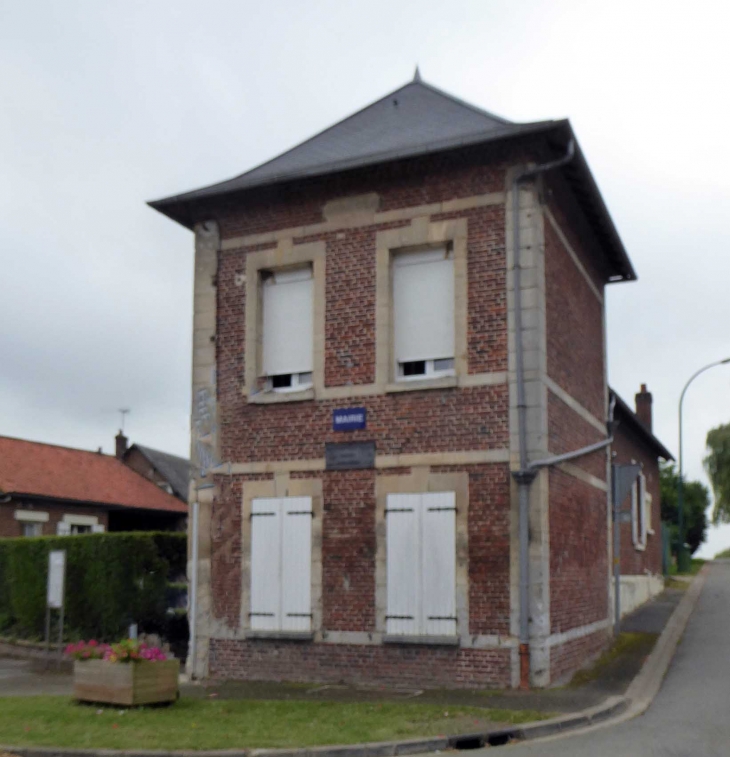 La mairie - Neuflieux