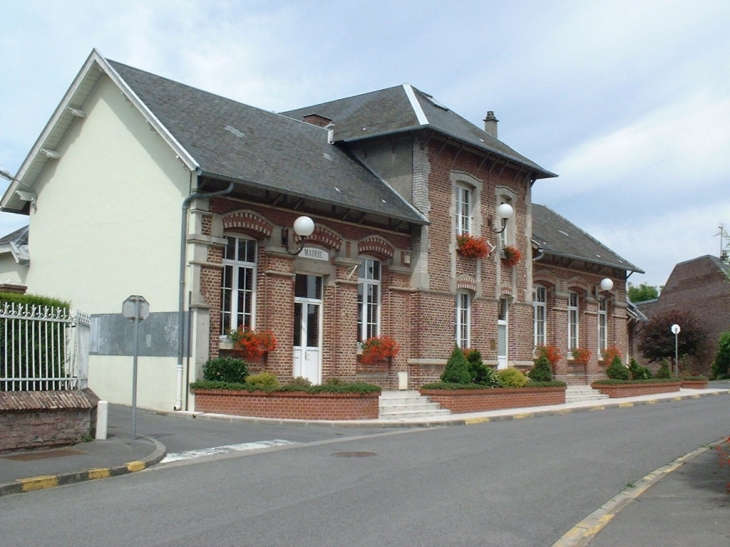 Neuville-St-Amand - Neuville-Saint-Amand