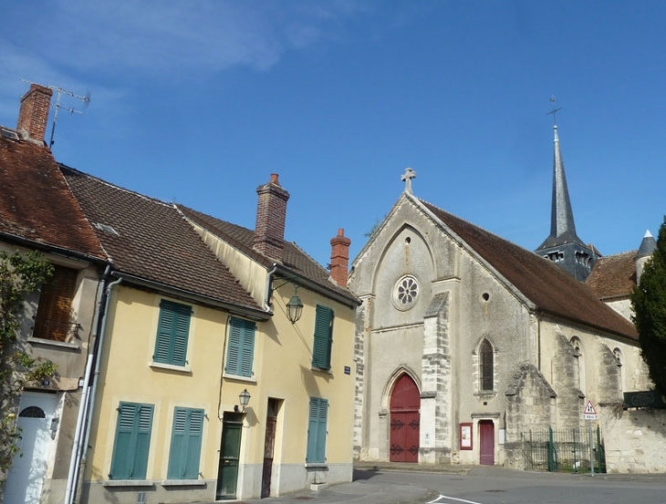 Dans le village - Nogent-l'Artaud