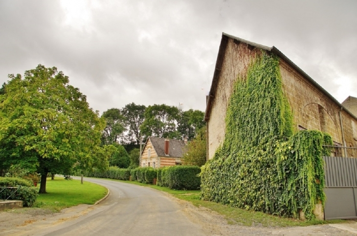 Le Village - Nouvron-Vingré