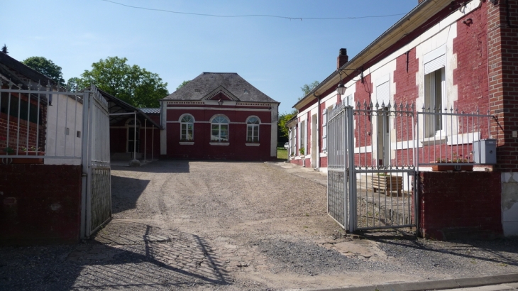 La salle des fêtes - Noyales