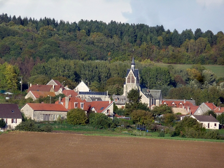 Vue sur le village - Oulches-la-Vallée-Foulon