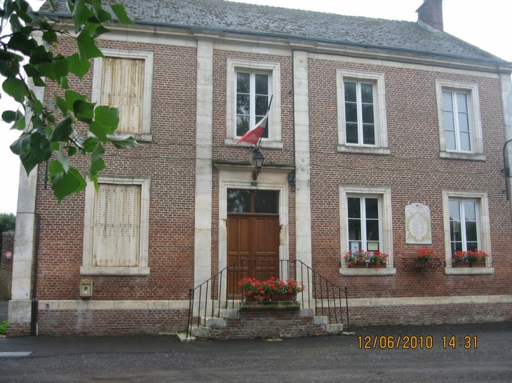 La mairie du village - Parfondeval