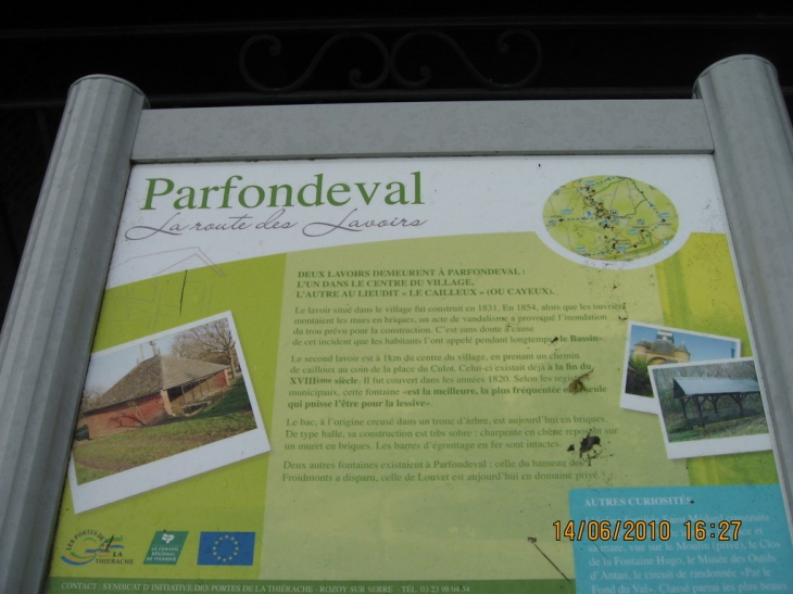 Le panneau de la route des lavoirs - Parfondeval