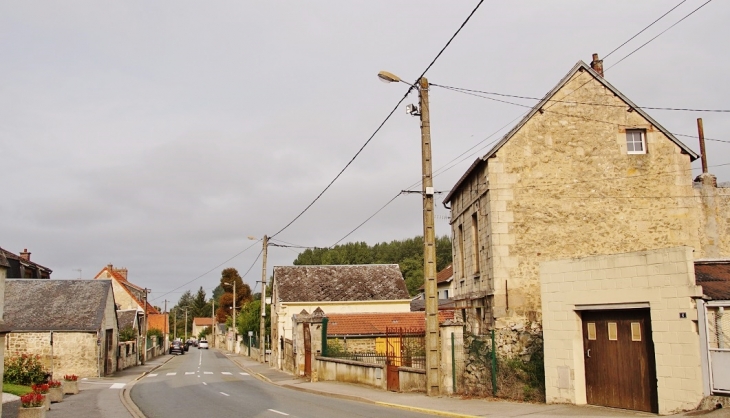 Le Village - Pommiers