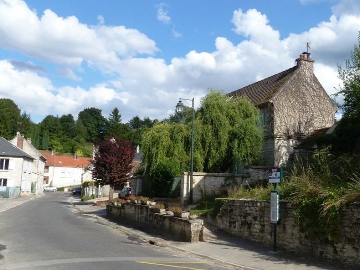 Dans le village - Puiseux-en-Retz