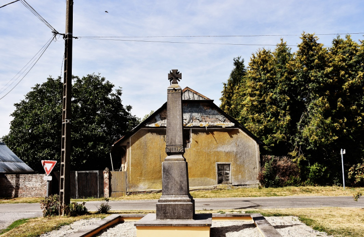 Monument-aux-Morts - Renneval