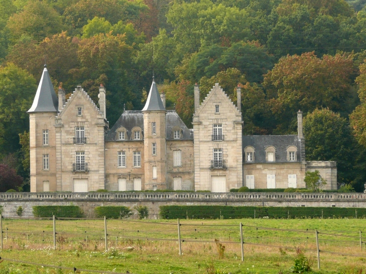 LE CHATEAU - Ressons-le-Long