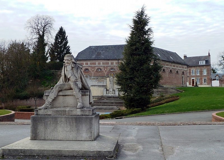 La statue de Condorcet - Ribemont