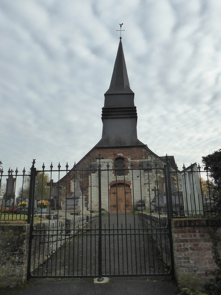 L'entrée de l'église - Rougeries